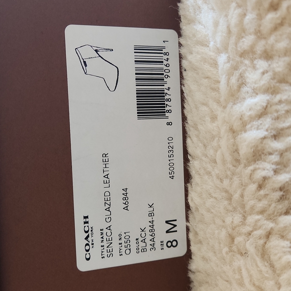 NWT IOB Coach Black Seneca Glazed Leather Shoe Boot Size 8M - Picture 15 of 15